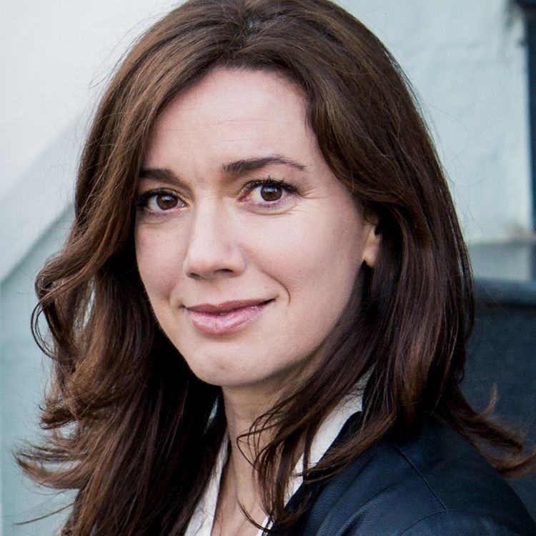 Stephanie Hare